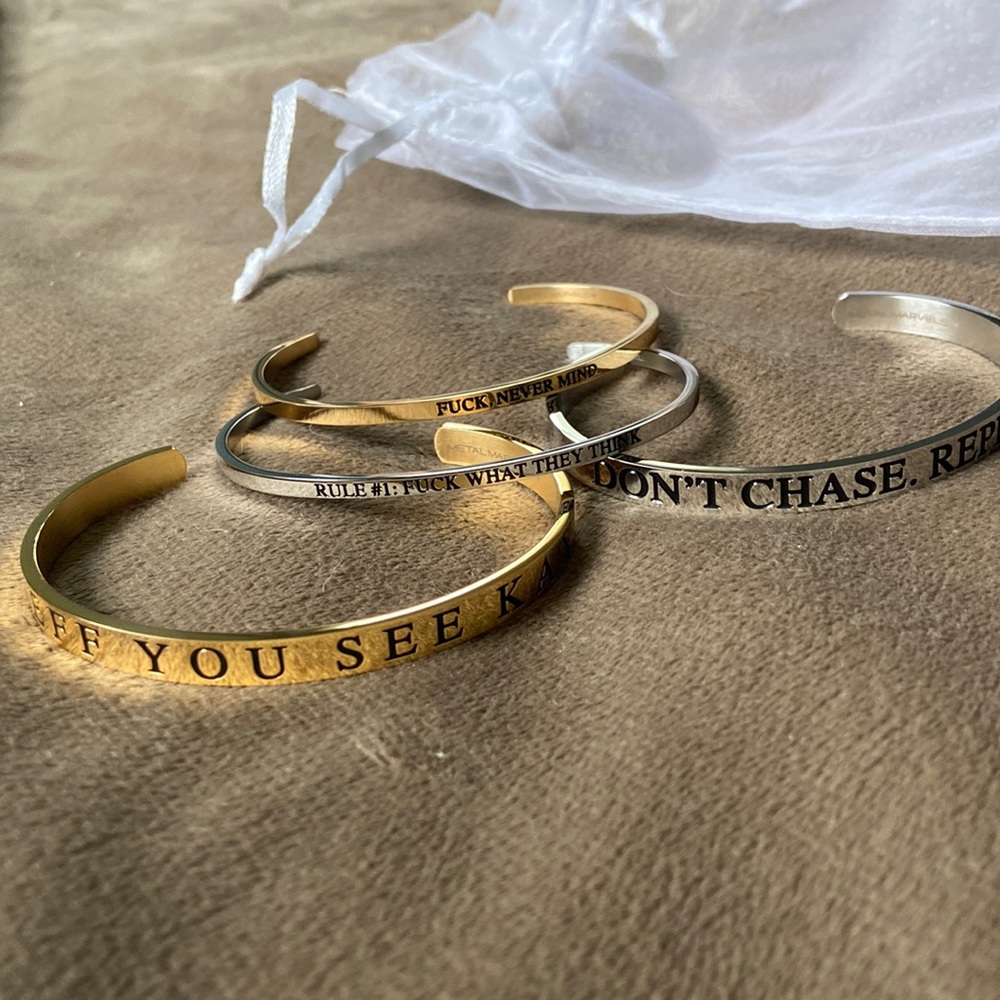 ✨ Edgy Babe Bangle Bracelet Set ✨